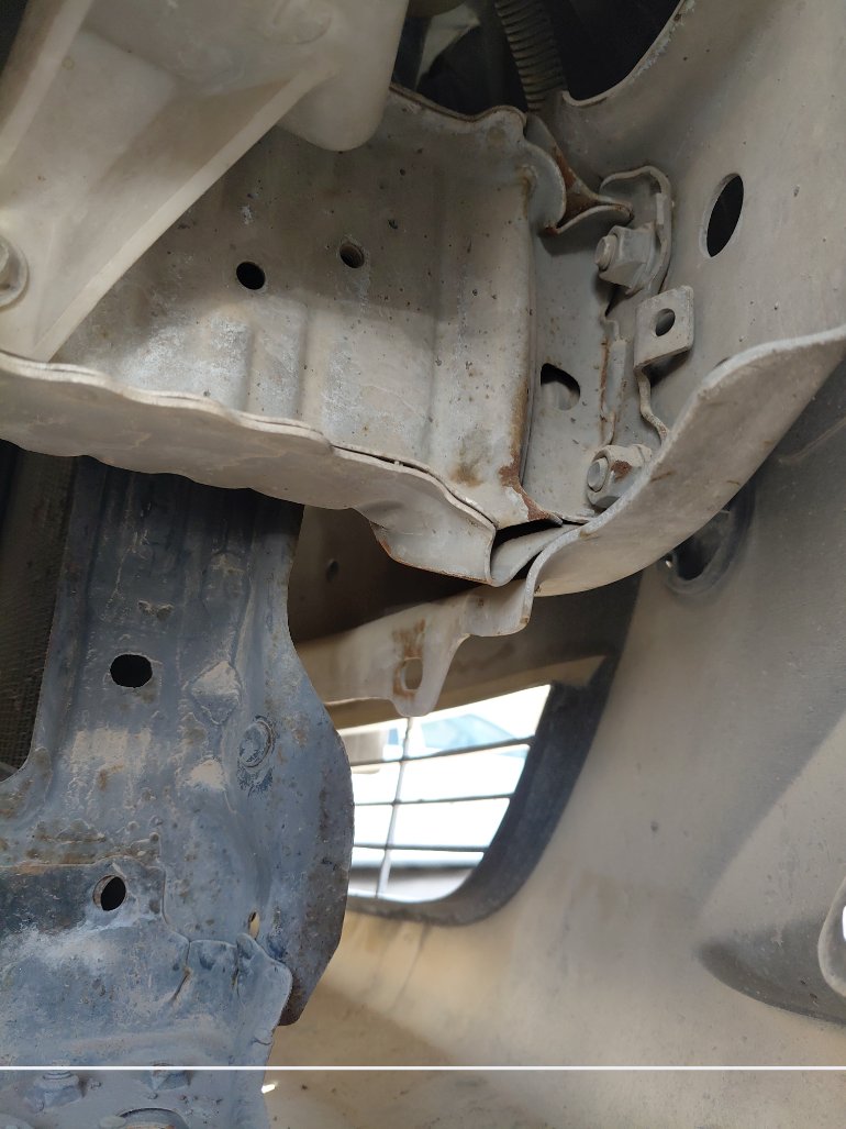 تويوتا يارس  2011 image