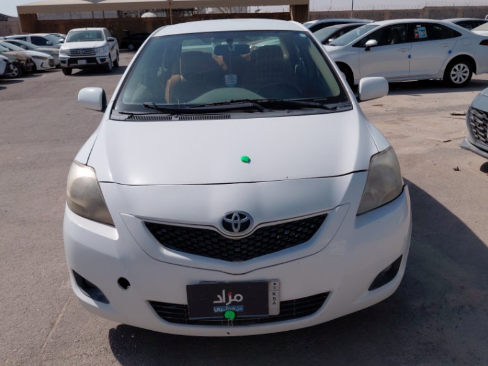 تويوتا يارس  2010