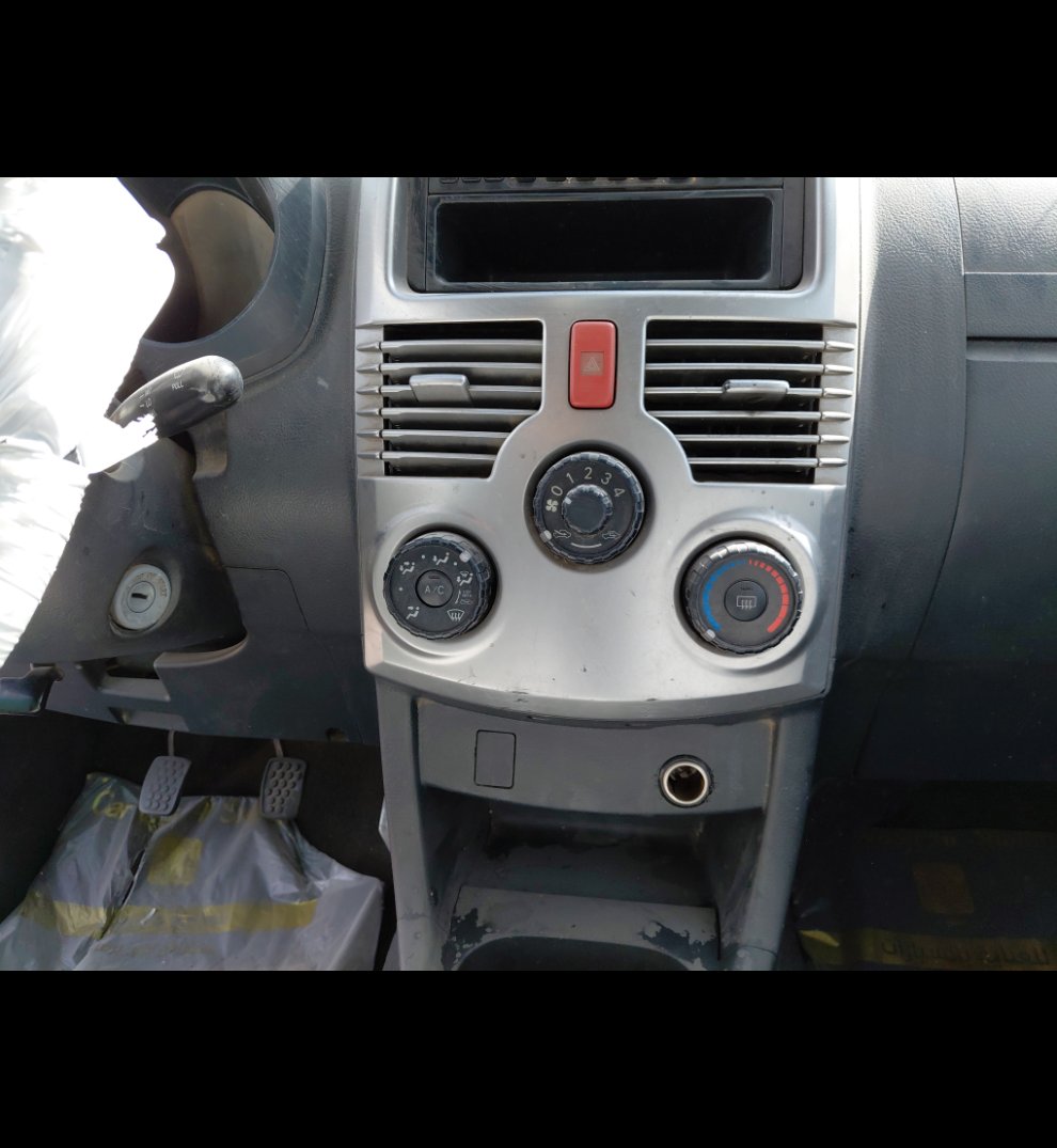 دايهاتسو تريوس  2008 image