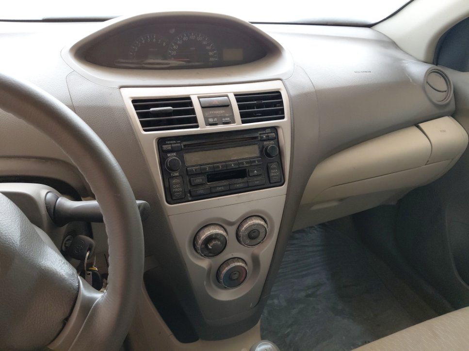 تويوتا يارس  2009 image