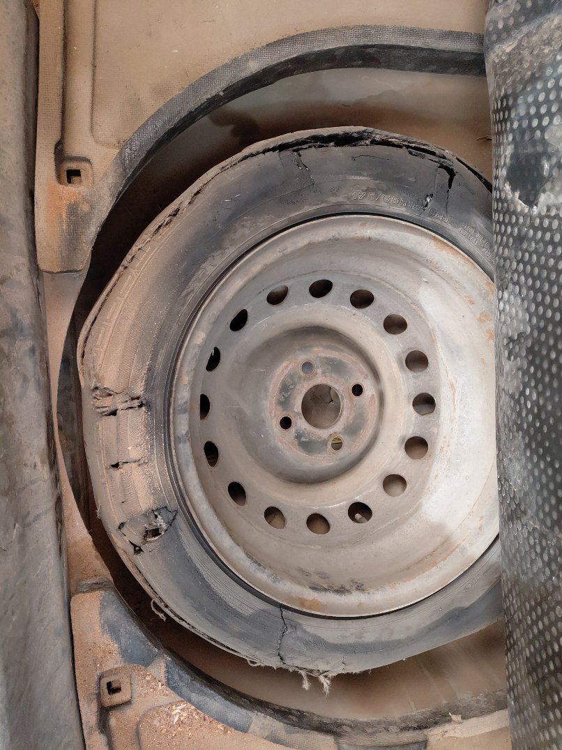 تويوتا يارس  2011 image