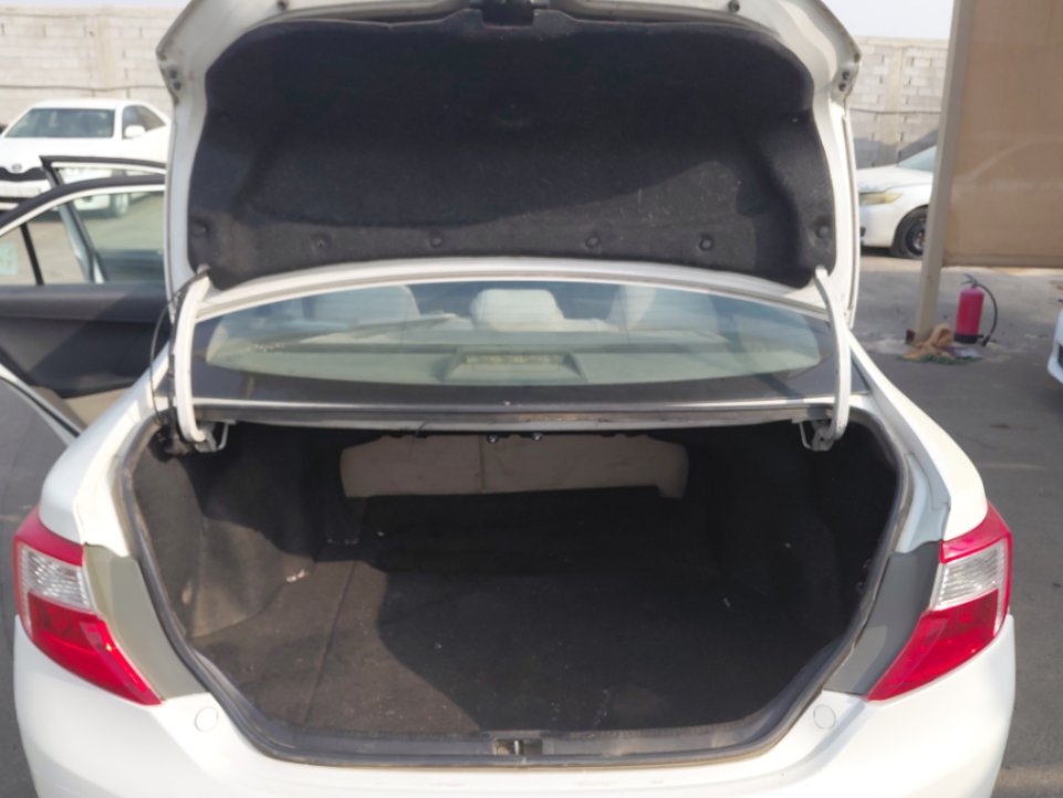 Toyota Camry  2012 image