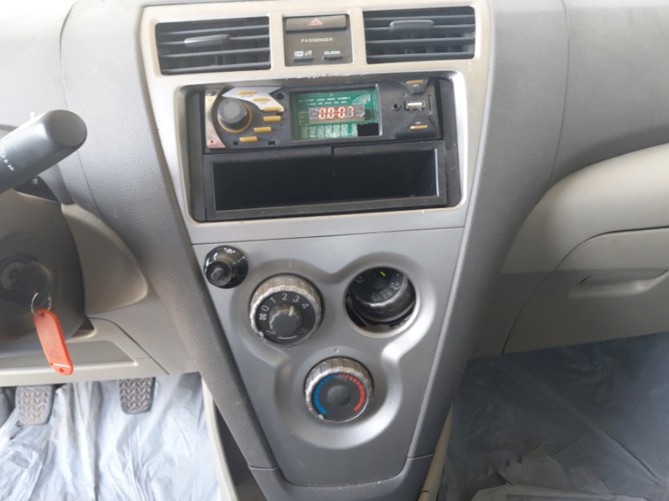 Toyota Yaris  2009 image