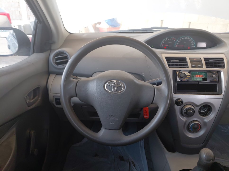 Toyota Yaris  2009 image