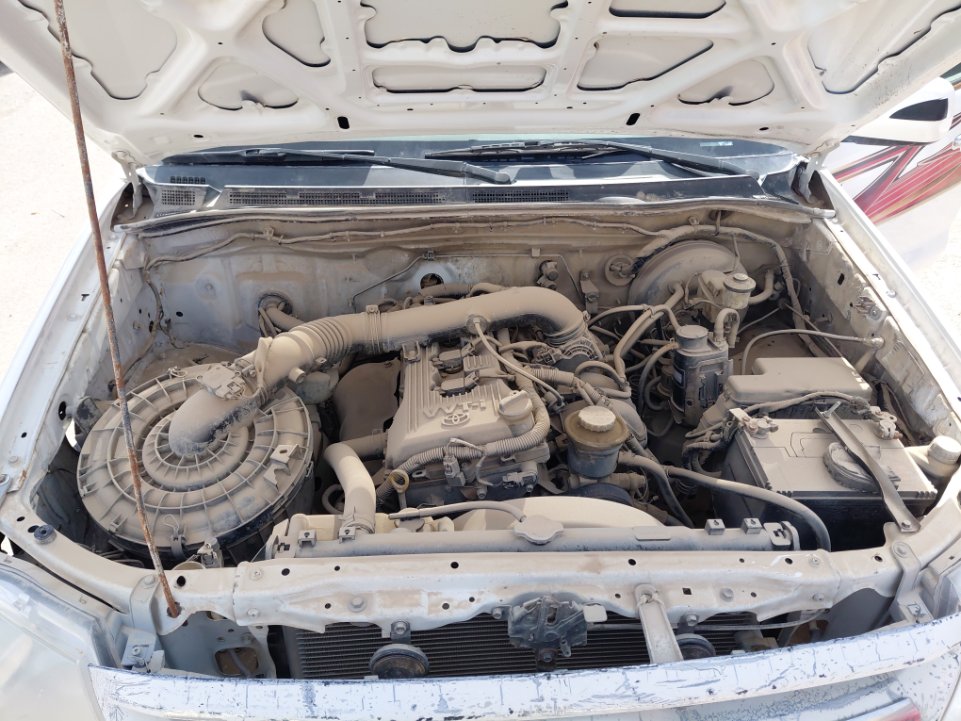 Toyota Hilux  2010 image