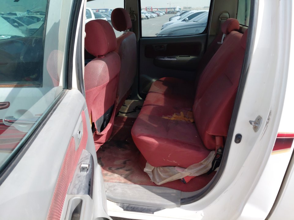 Toyota Hilux  2010 image