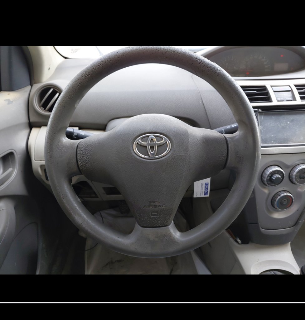 تويوتا يارس  2010 image