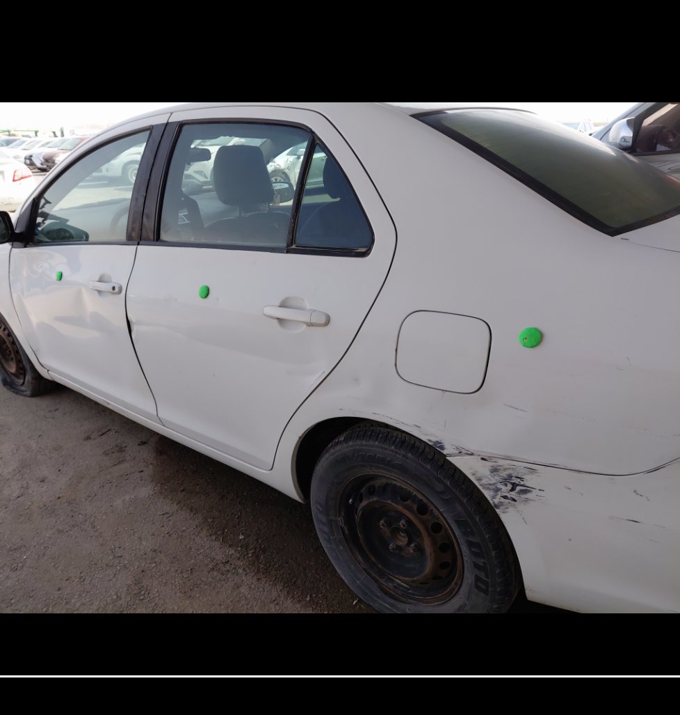 تويوتا يارس  2010 image