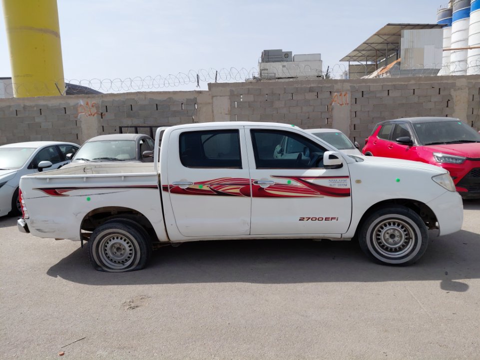 Toyota Hilux  2010 image