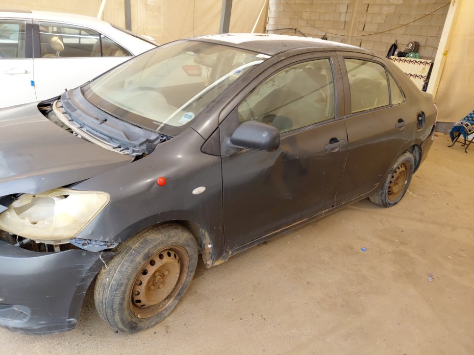 تويوتا يارس  2012 image