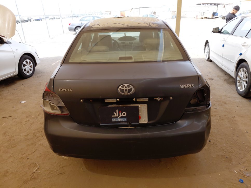 تويوتا يارس  2012 image