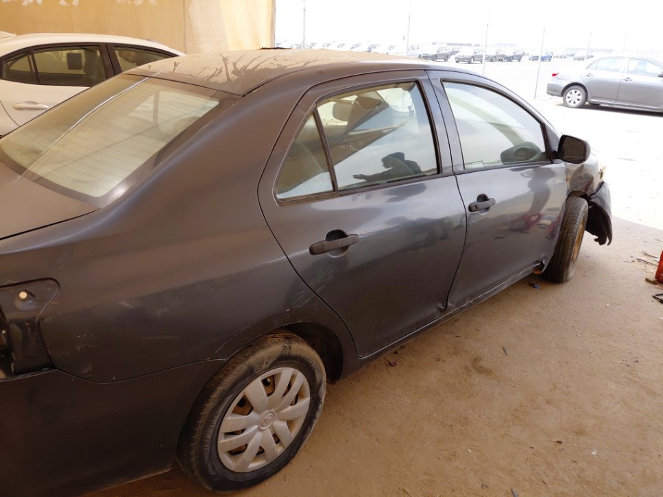 تويوتا يارس  2012 image