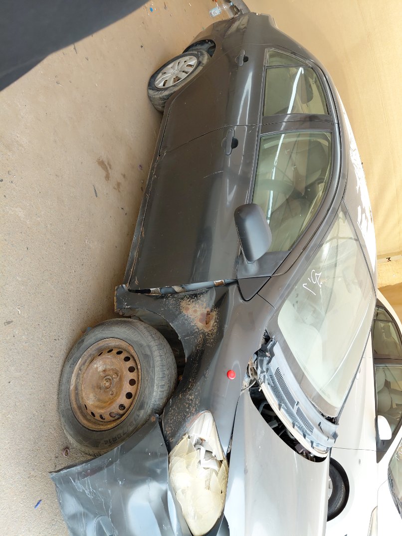 تويوتا يارس  2012 image