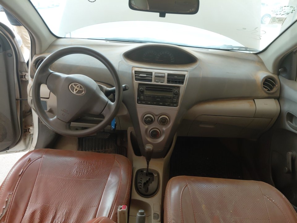 تويوتا يارس  2012 image