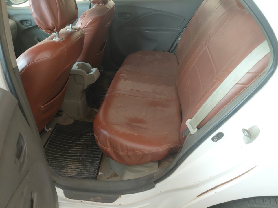 تويوتا يارس  2012 image