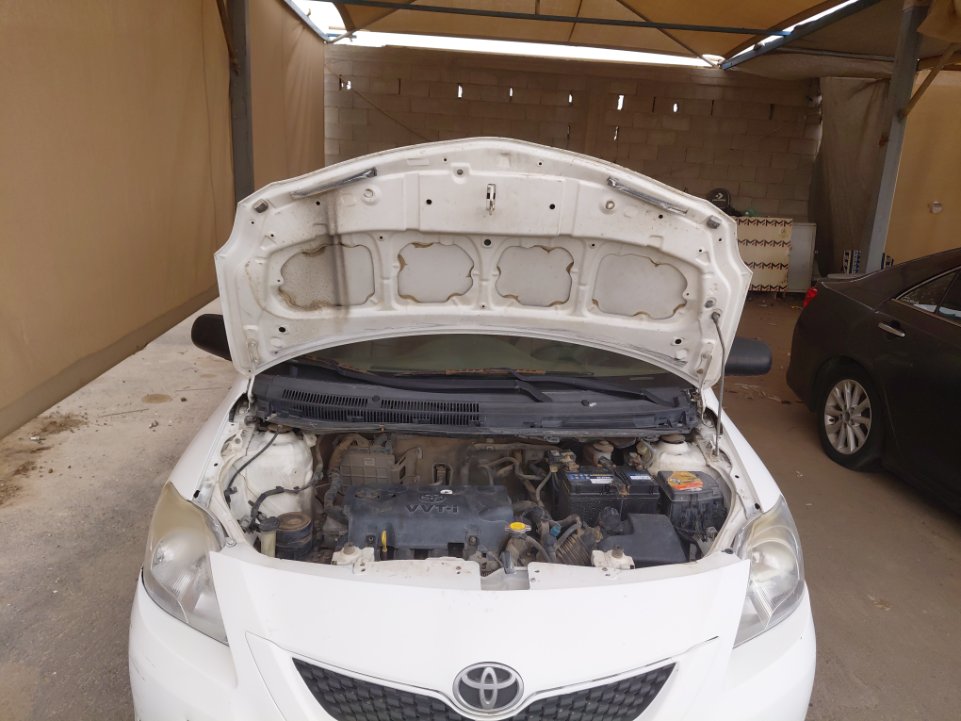 تويوتا يارس  2012 image