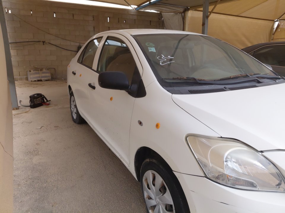 تويوتا يارس  2012 image