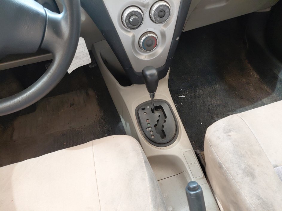 تويوتا يارس  2008 image