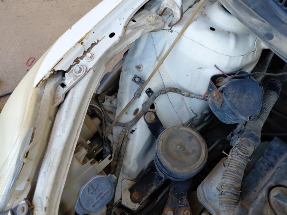 تويوتا يارس  2010 image