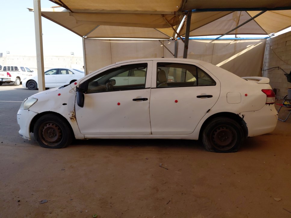 تويوتا يارس  2010 image