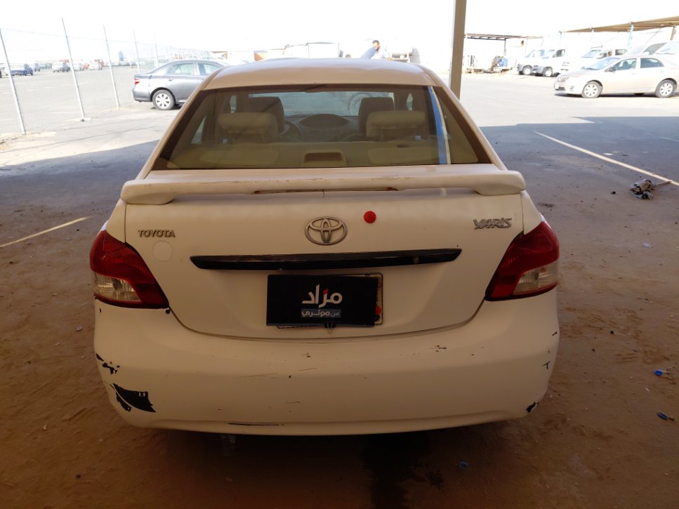 تويوتا يارس  2010 image