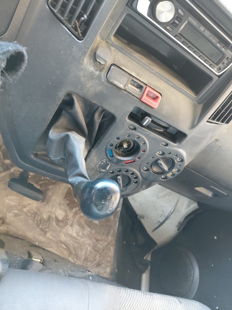 دايهاتسو دباب  2011 image