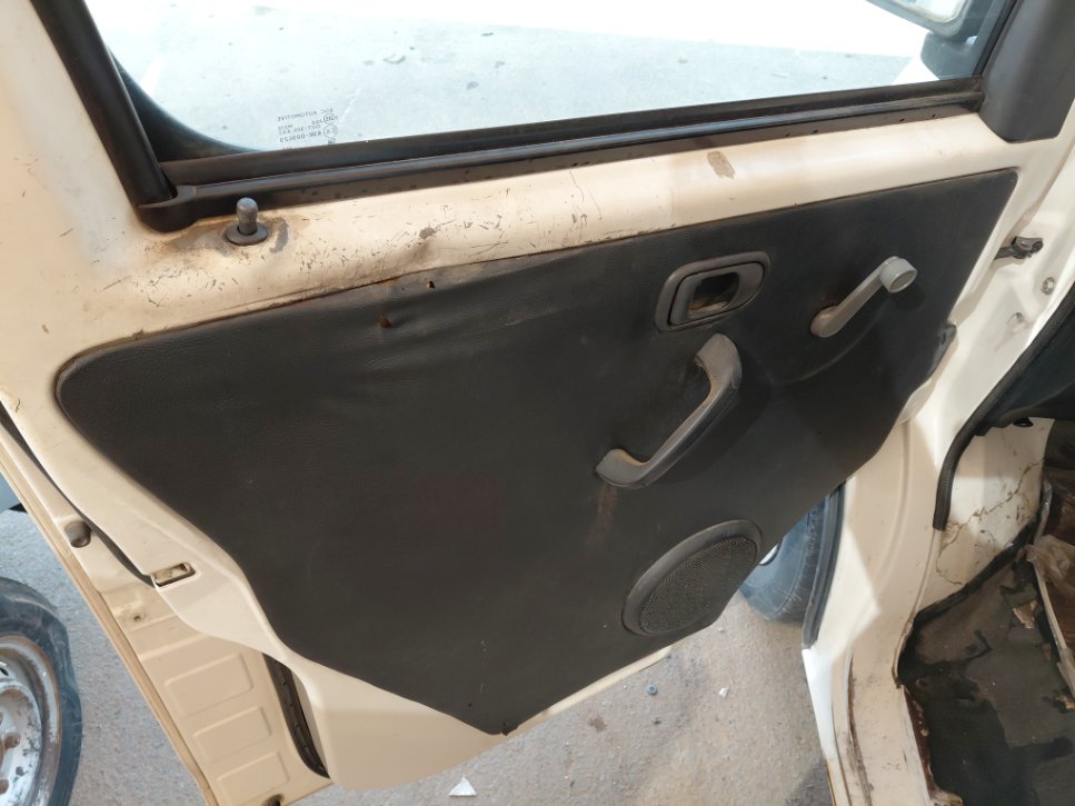 دايهاتسو دباب  2011 image