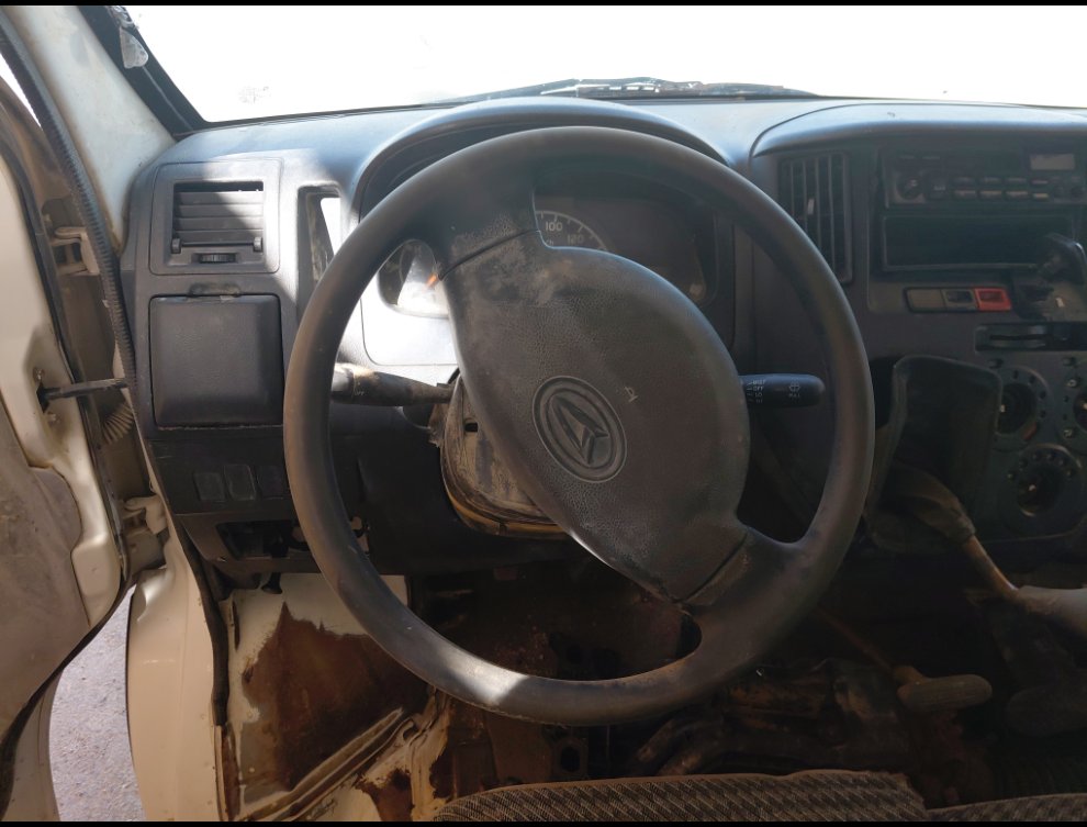 دايهاتسو دباب  2012 image