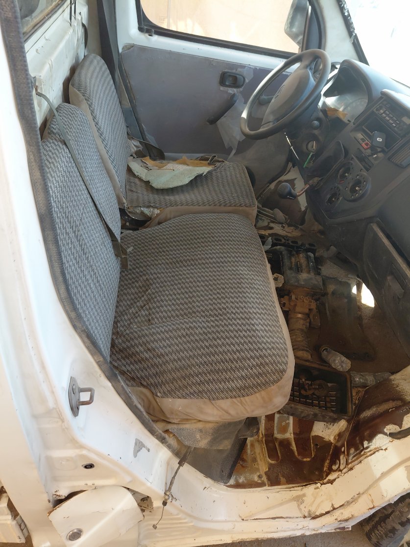 دايهاتسو دباب  2012 image