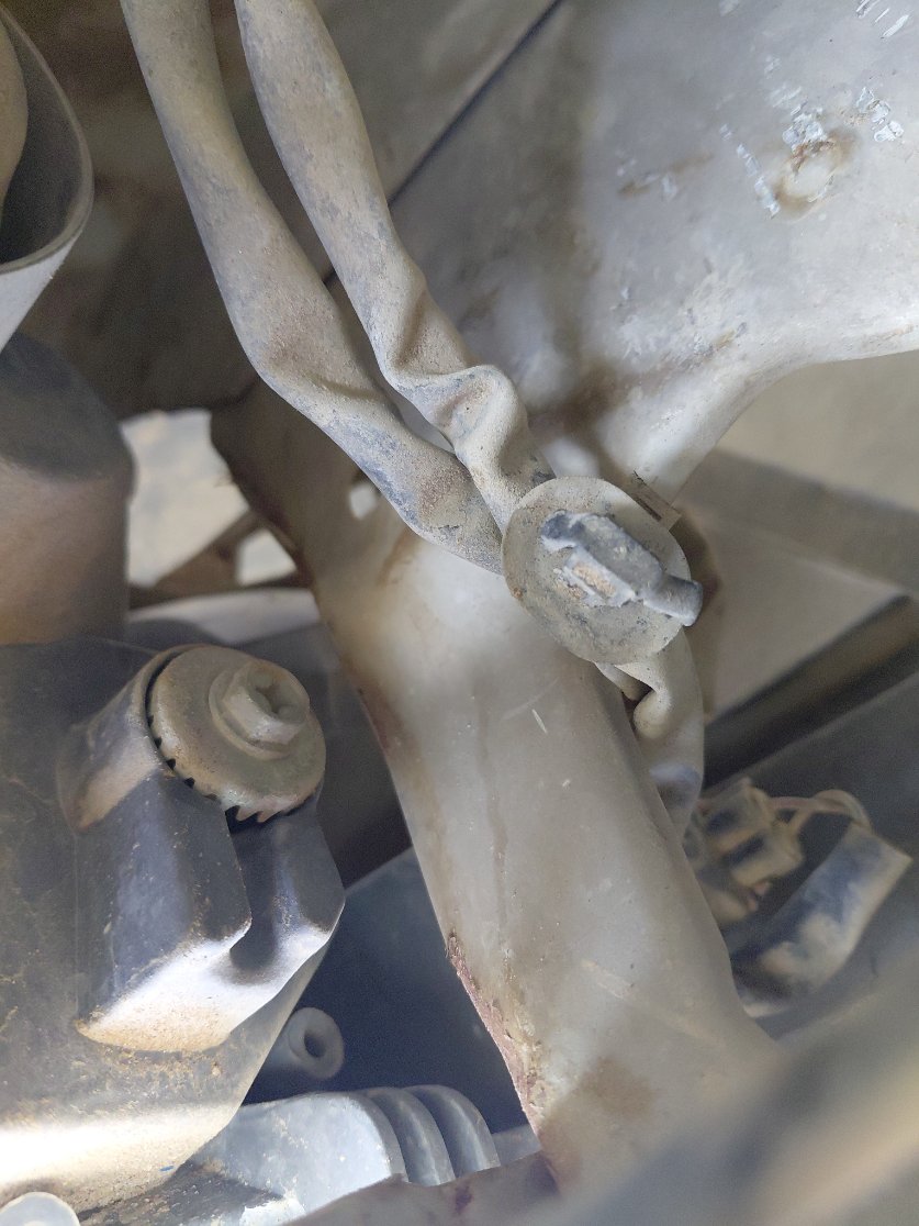 دايهاتسو دباب  2012 image