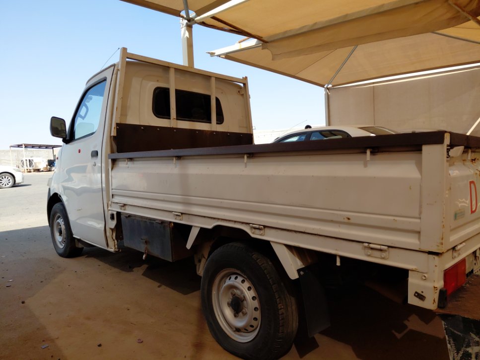 دايهاتسو دباب  2011 image