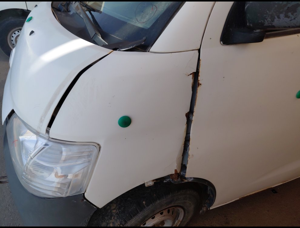 دايهاتسو دباب  2012 image