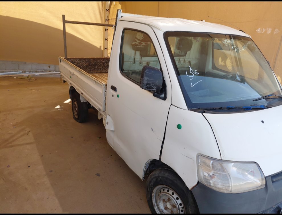 دايهاتسو دباب  2012 image