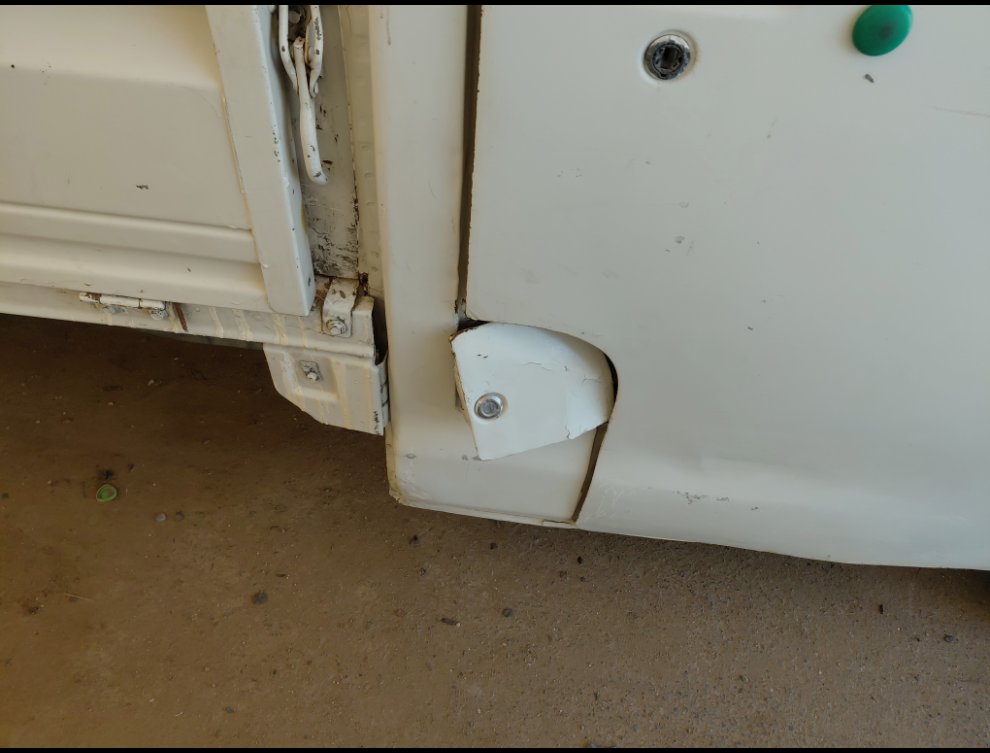 دايهاتسو دباب  2012 image