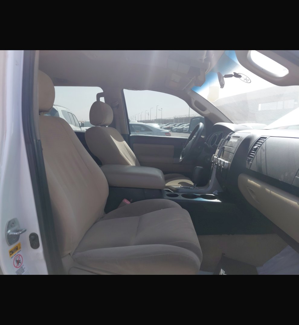 تويوتا سيكويا  2010 image