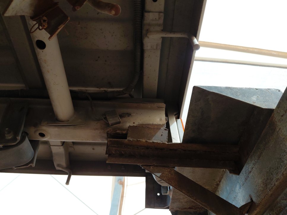 دايهاتسو دباب  2011 image