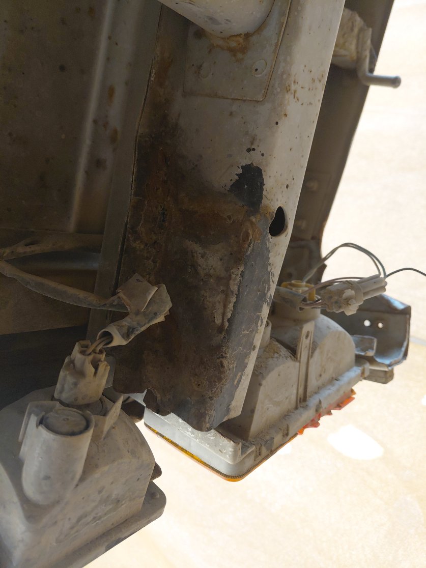 دايهاتسو دباب  2012 image