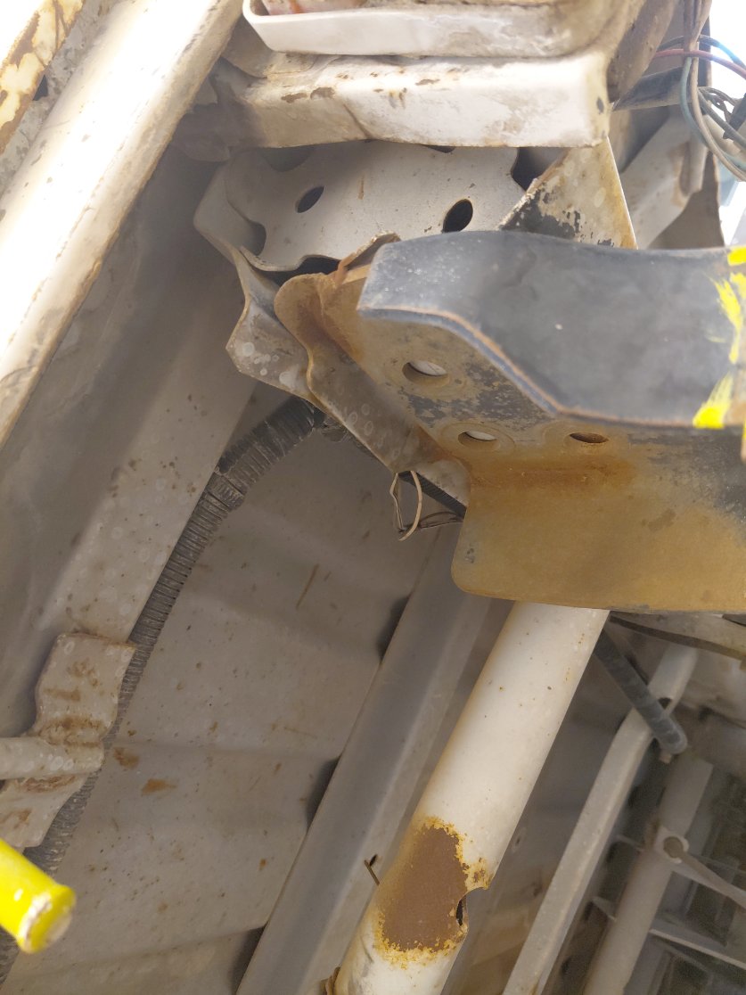 دايهاتسو دباب  2012 image