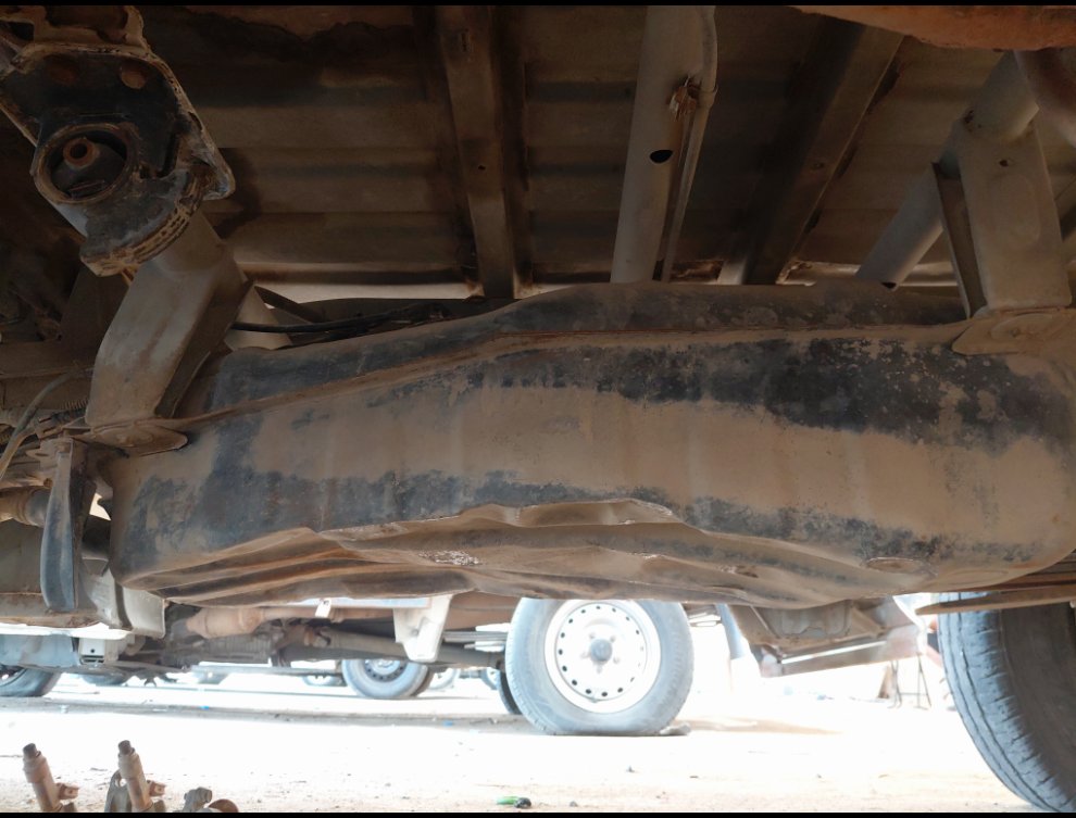 دايهاتسو دباب  2012 image