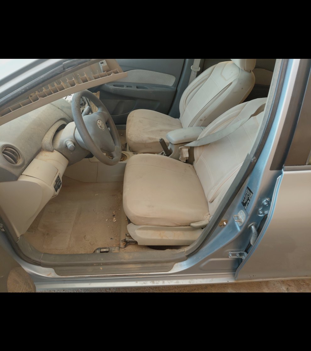 تويوتا يارس  2011 image