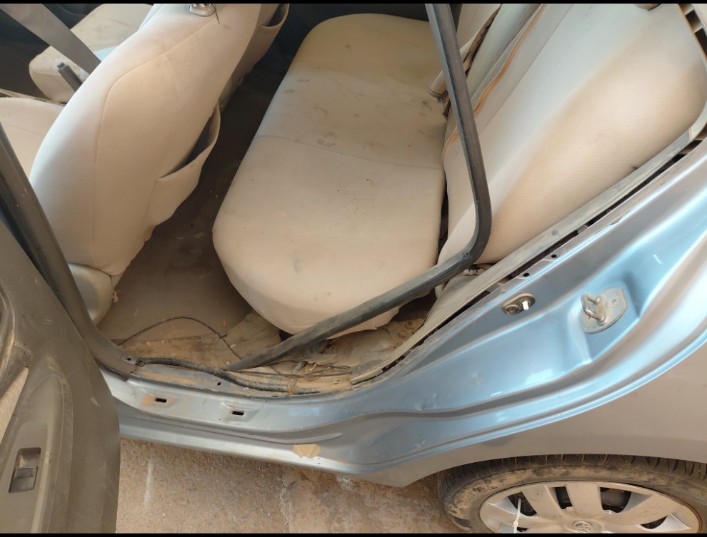 تويوتا يارس  2011 image