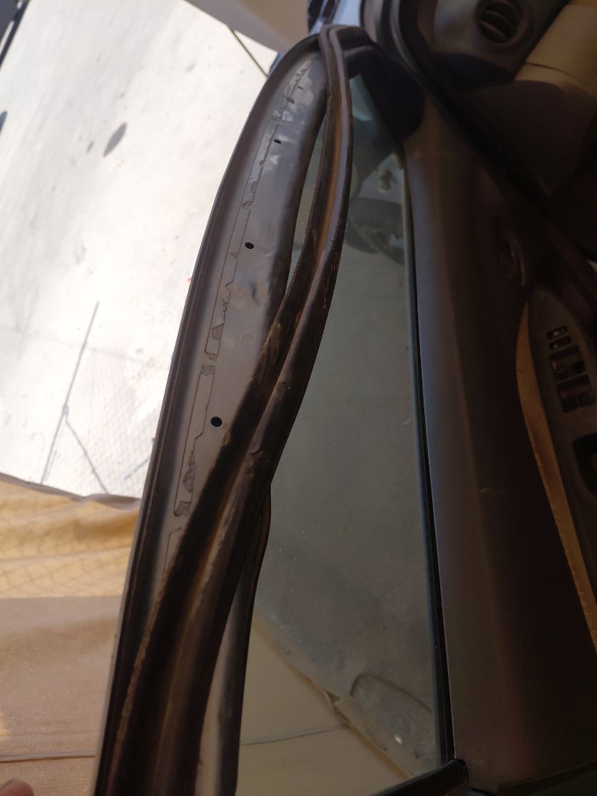 تويوتا يارس  2011 image