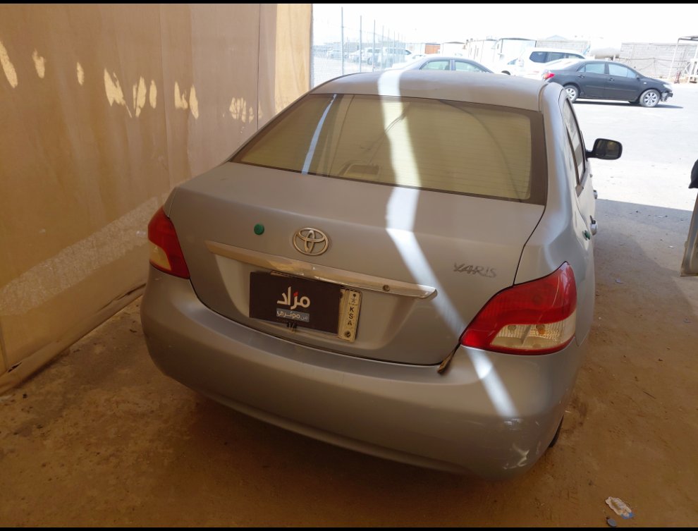 تويوتا يارس  2011 image