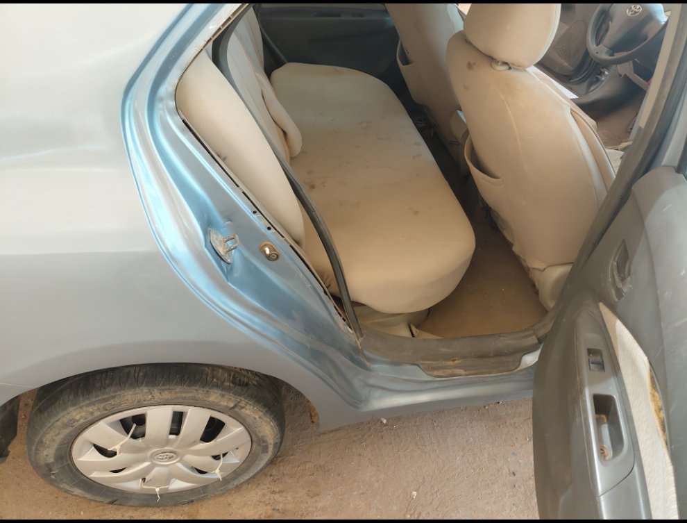 تويوتا يارس  2011 image