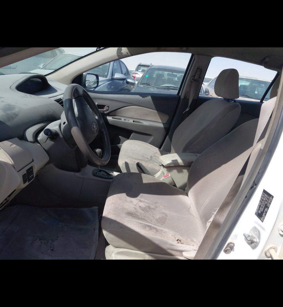 تويوتا يارس  2012 image