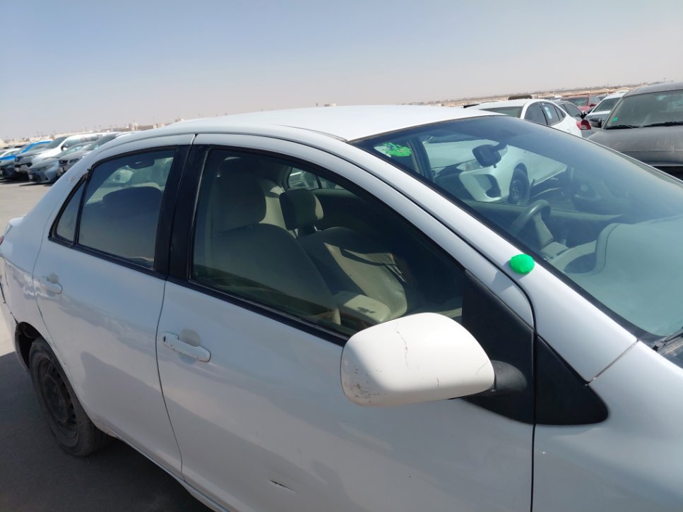 تويوتا يارس  2012 image