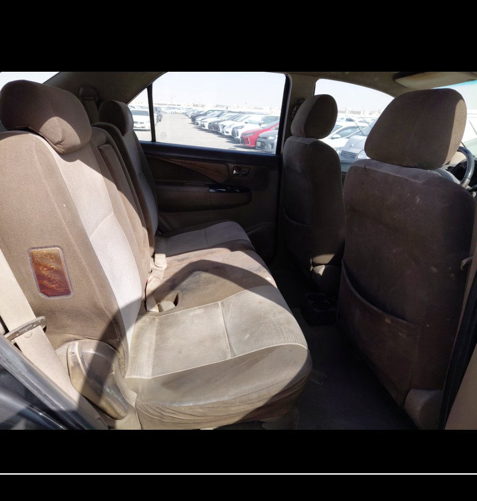 تويوتا فورتشنر  2012 image