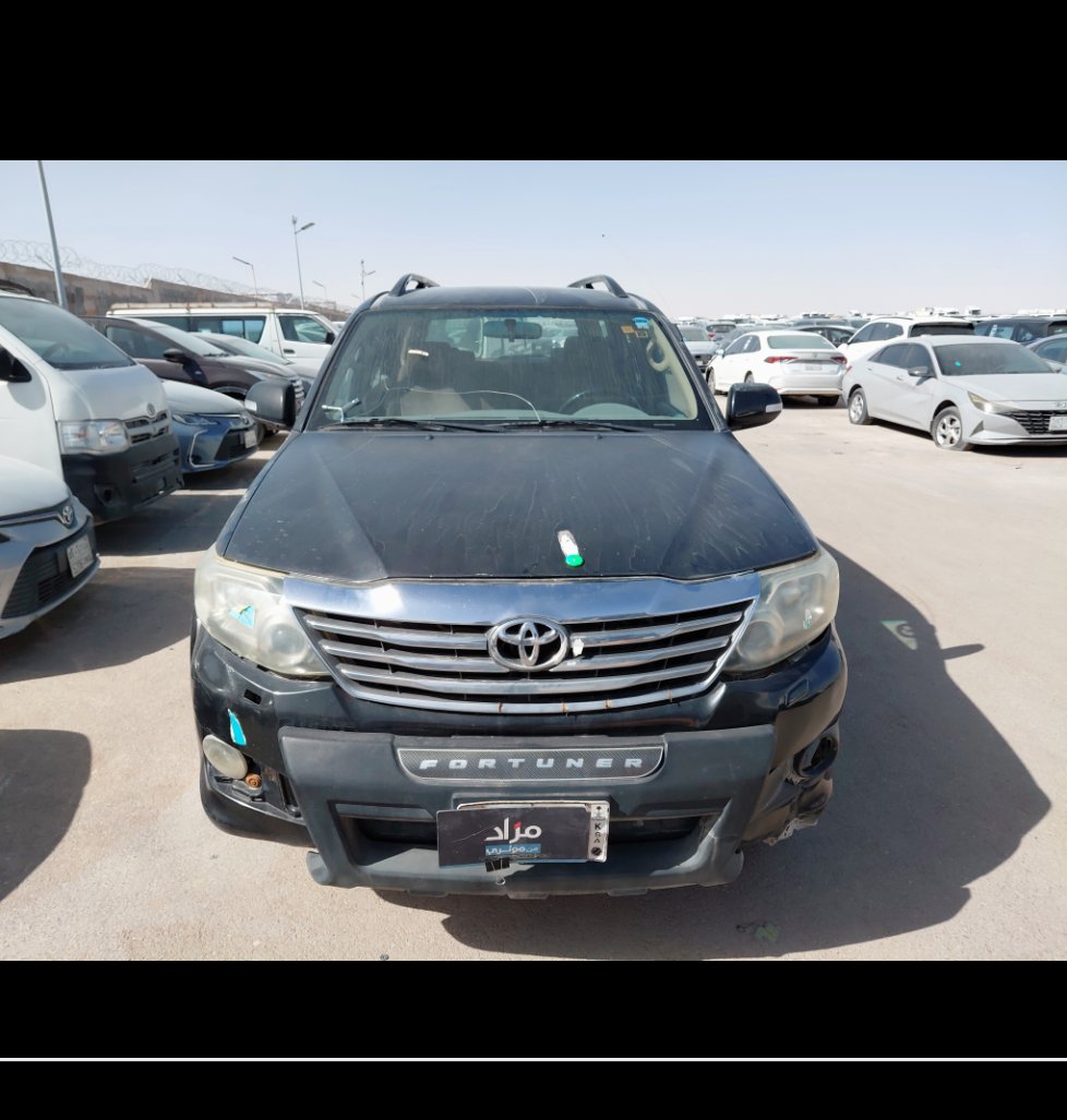 تويوتا فورتشنر  2012