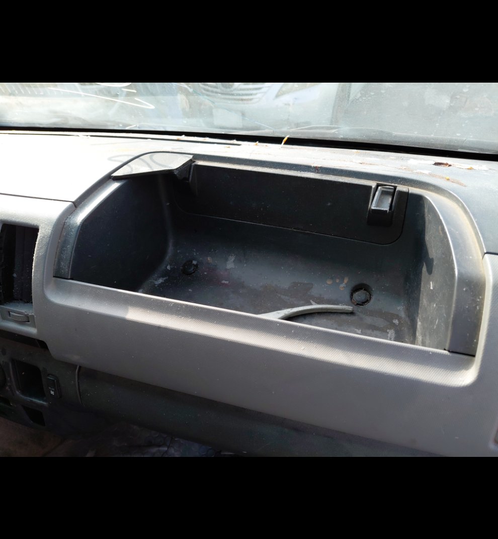 تويوتا هايس  2010 image