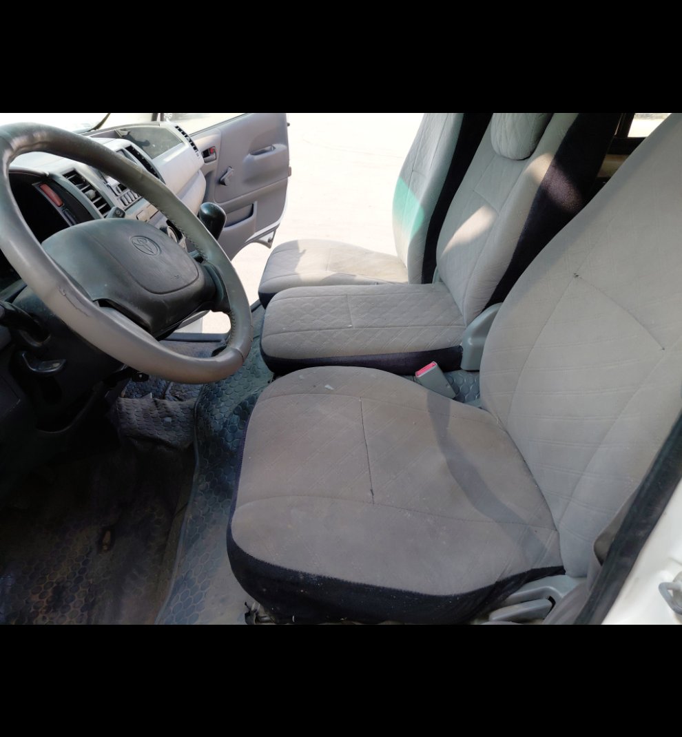 تويوتا هايس  2010 image